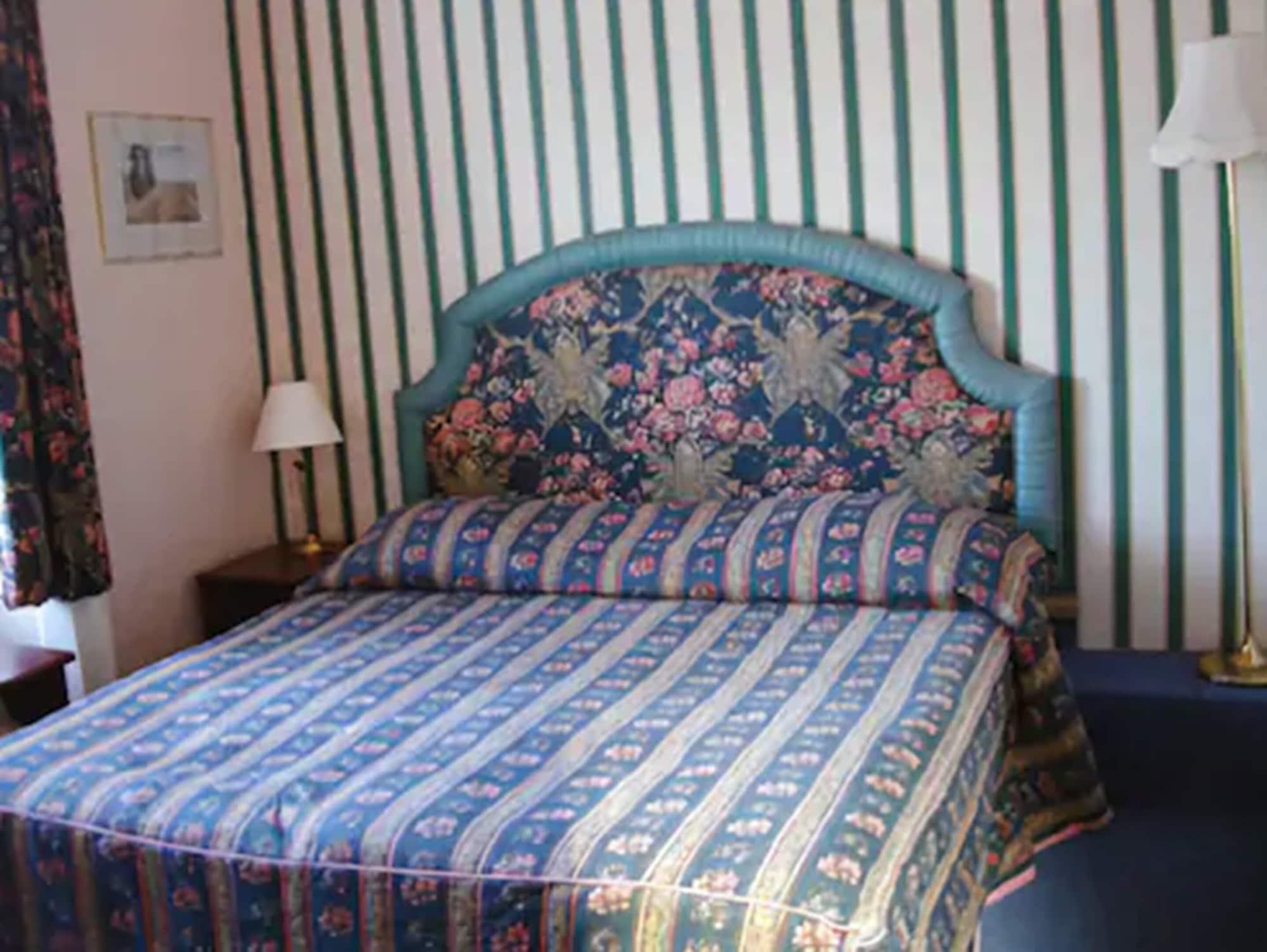 Edinburgh House Hotel Kültér fotó
